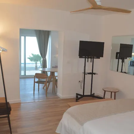 Apartment Maravilloso Amanecer Cabo A Pie De Playa Y Mar En Roquetes Alicante