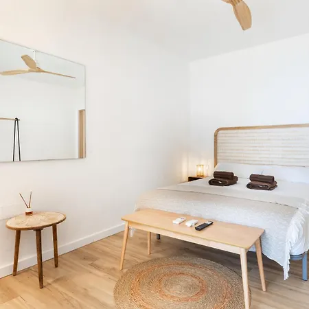 アパート Maravilloso Amanecer Cabo A Pie De Playa Y Mar En Roquetes アリカンテ